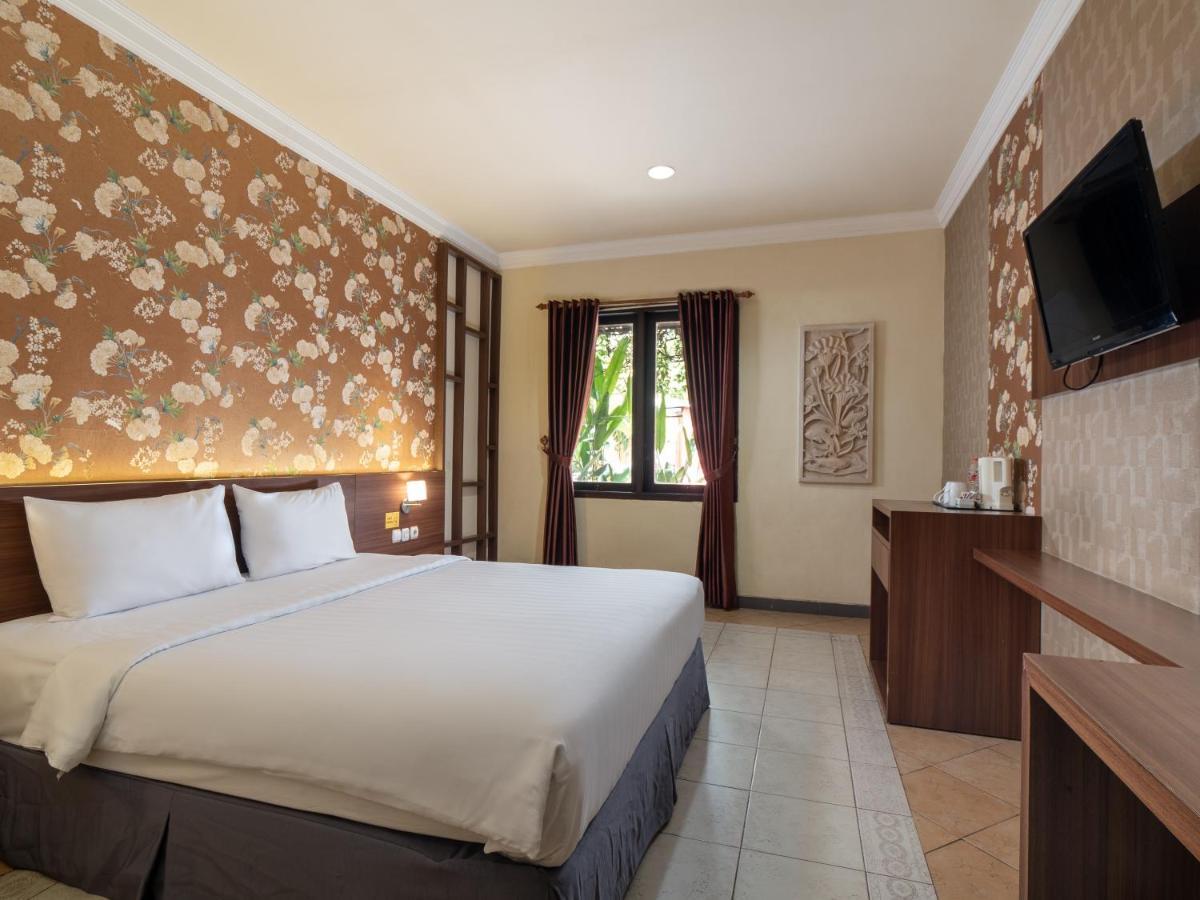 Lotus Garden Hotel Kediri  Exterior foto