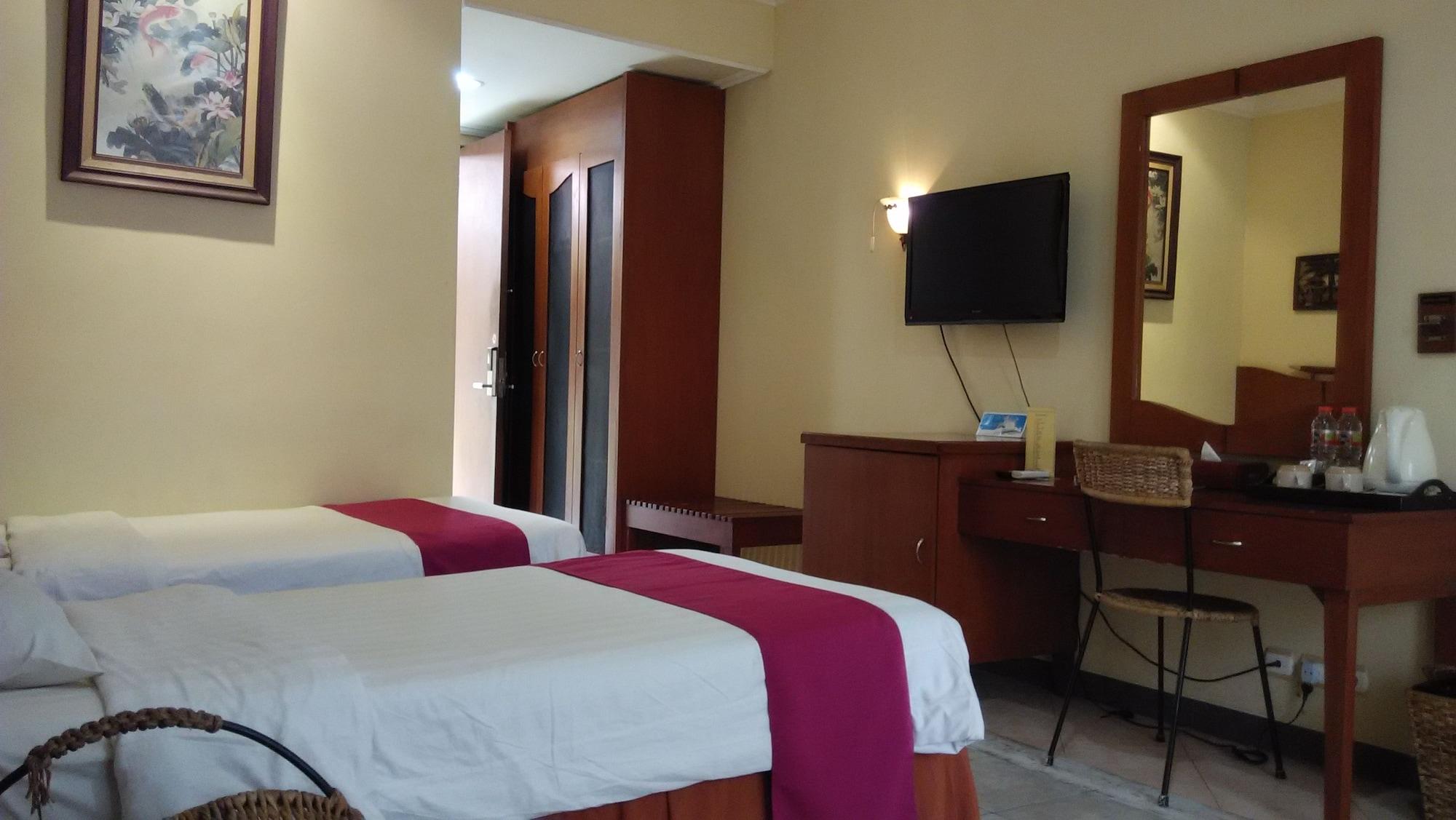 Lotus Garden Hotel Kediri  Exterior foto