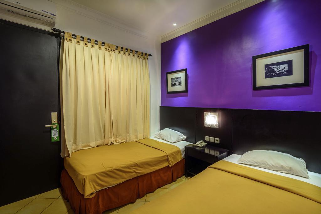 Lotus Garden Hotel Kediri  Exterior foto